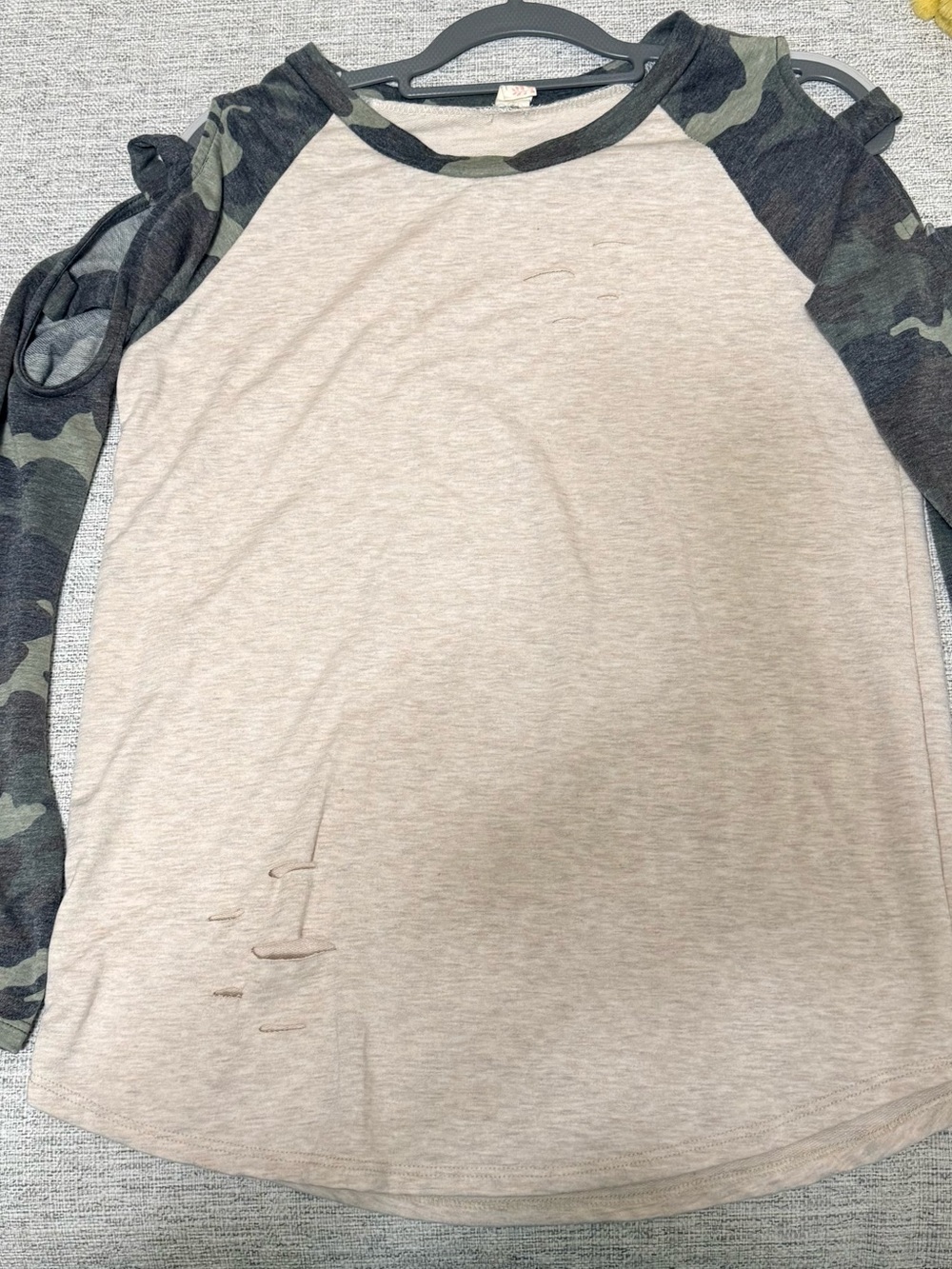 Women’s Cream Raglan Long Sleeve Top with Camo Sleeves